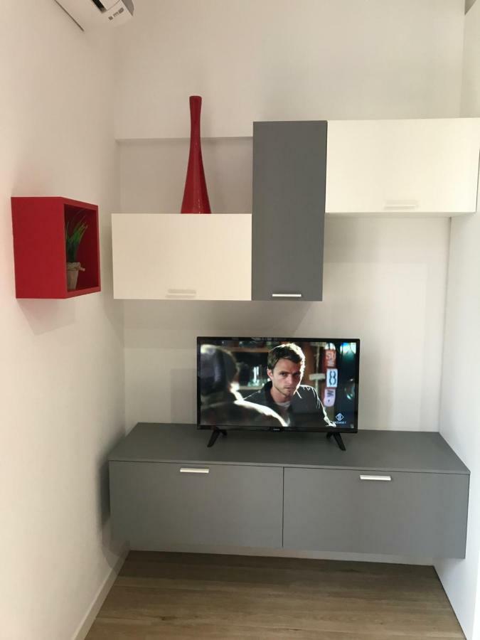 P&D Apartments Navigli - Porta Genova Mediolan Zewnętrze zdjęcie